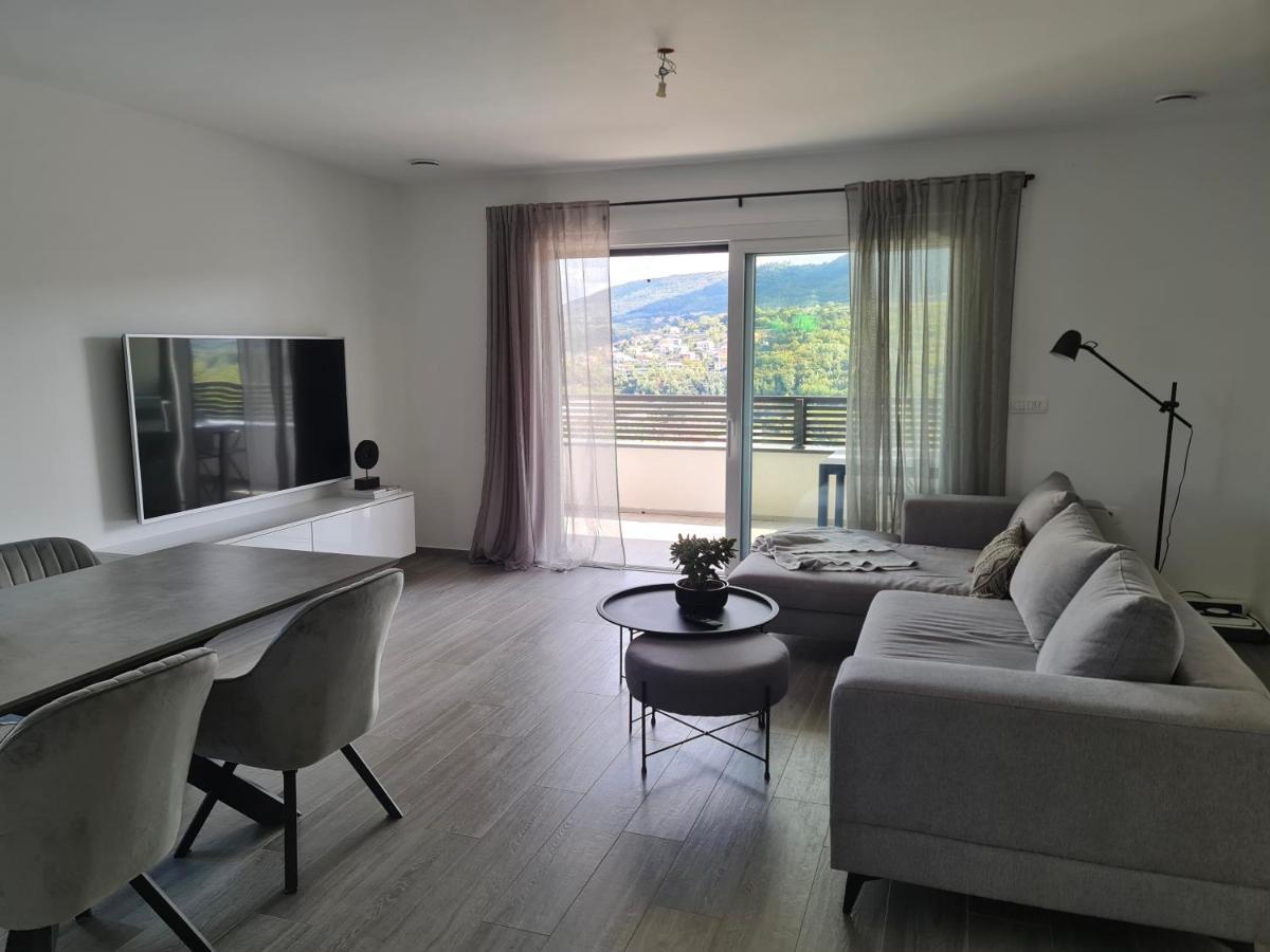 Villa Capris Apartments Koper Exteriör bild
